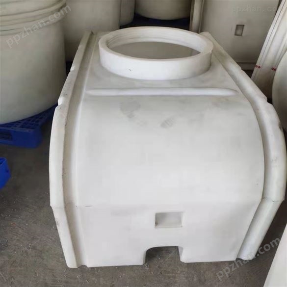 卧式塑料水箱储水罐化工水桶
